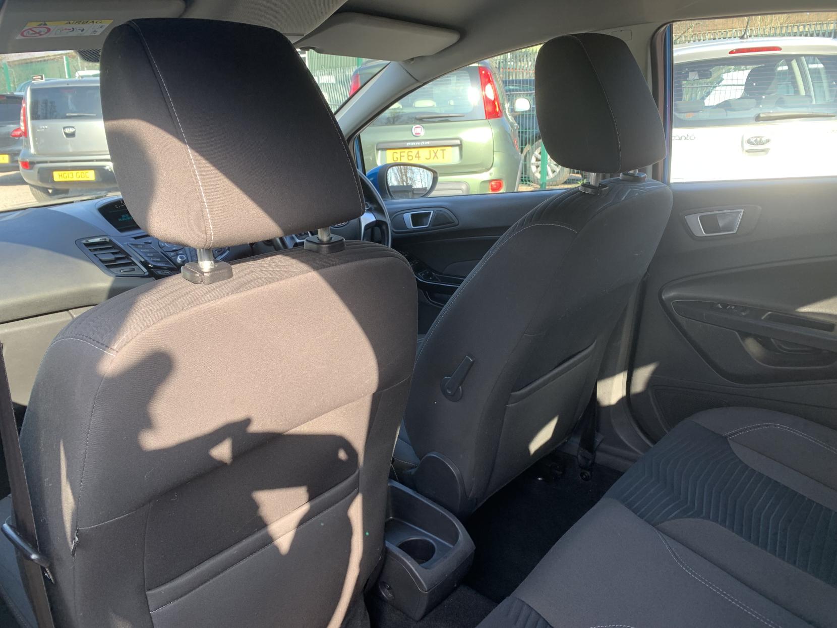 Ford Fiesta 1.0T EcoBoost Zetec Hatchback 5dr Petrol Manual Euro 6 (s/s) (100 ps)