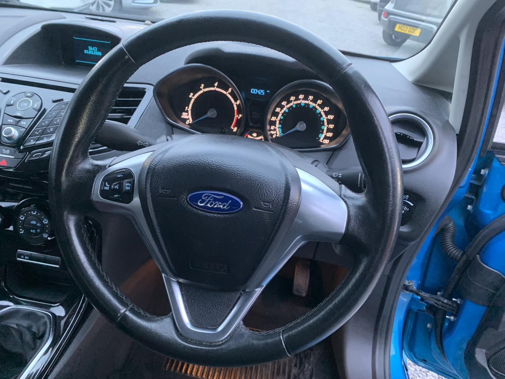 Ford Fiesta 1.0T EcoBoost Zetec Hatchback 5dr Petrol Manual Euro 6 (s/s) (100 ps)