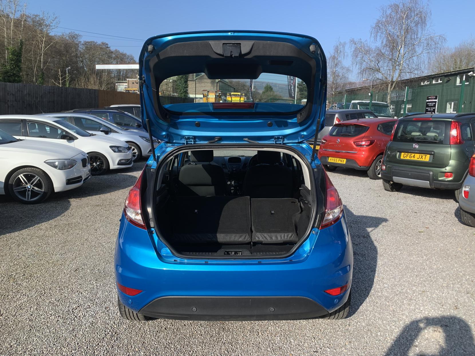 Ford Fiesta 1.0T EcoBoost Zetec Hatchback 5dr Petrol Manual Euro 6 (s/s) (100 ps)