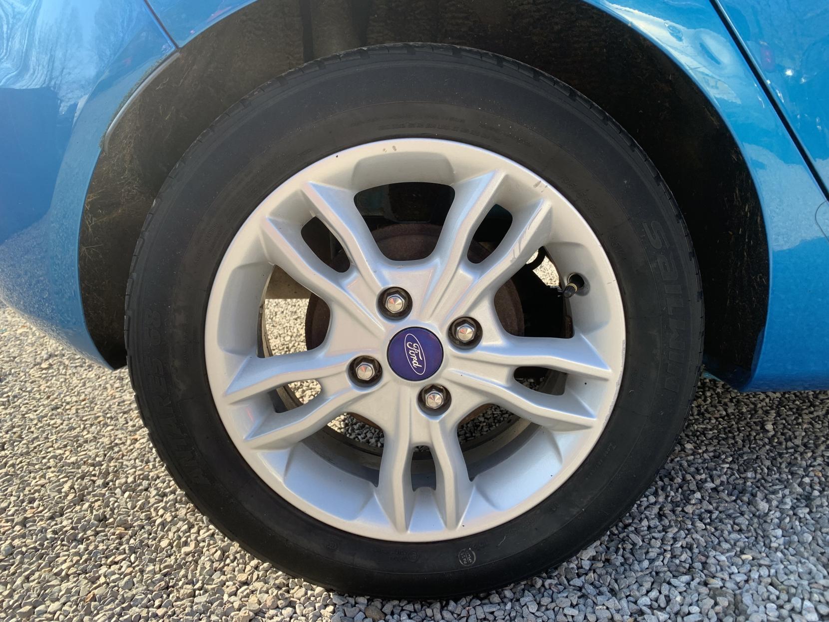 Ford Fiesta 1.0T EcoBoost Zetec Hatchback 5dr Petrol Manual Euro 6 (s/s) (100 ps)