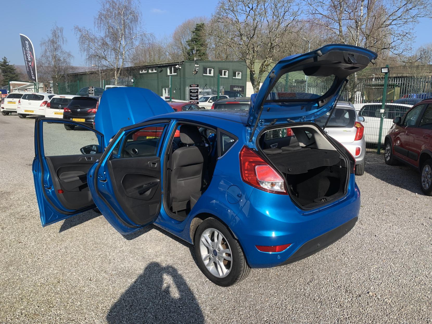 Ford Fiesta 1.0T EcoBoost Zetec Hatchback 5dr Petrol Manual Euro 6 (s/s) (100 ps)