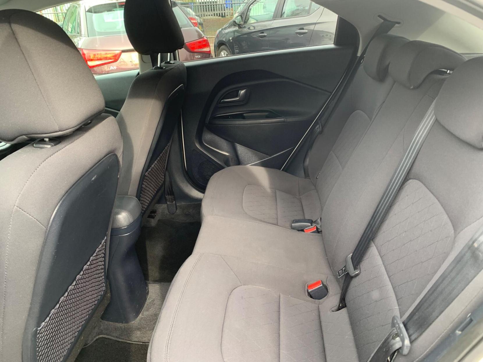 Kia Rio 1.4 EcoDynamics 3 Euro 6 (s/s) 5dr