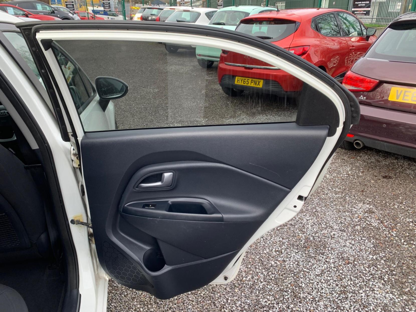 Kia Rio 1.4 EcoDynamics 3 Euro 6 (s/s) 5dr