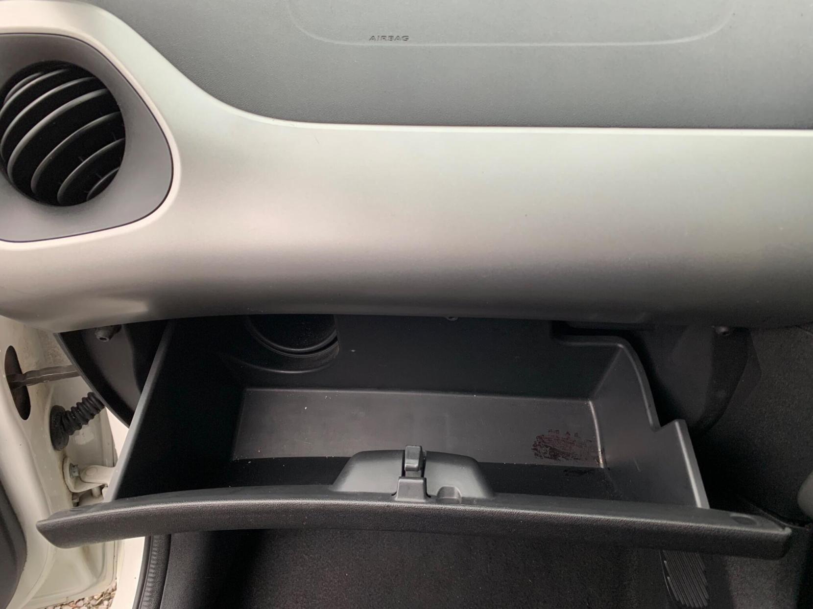 Peugeot 108 1.0 VTi Active Euro 5 3dr Euro 5