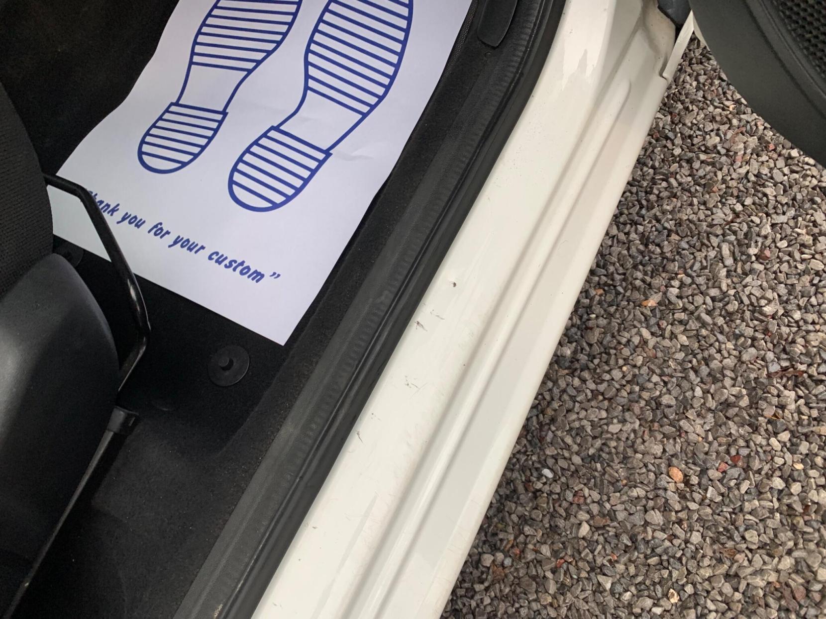 Peugeot 108 1.0 VTi Active Euro 5 3dr Euro 5