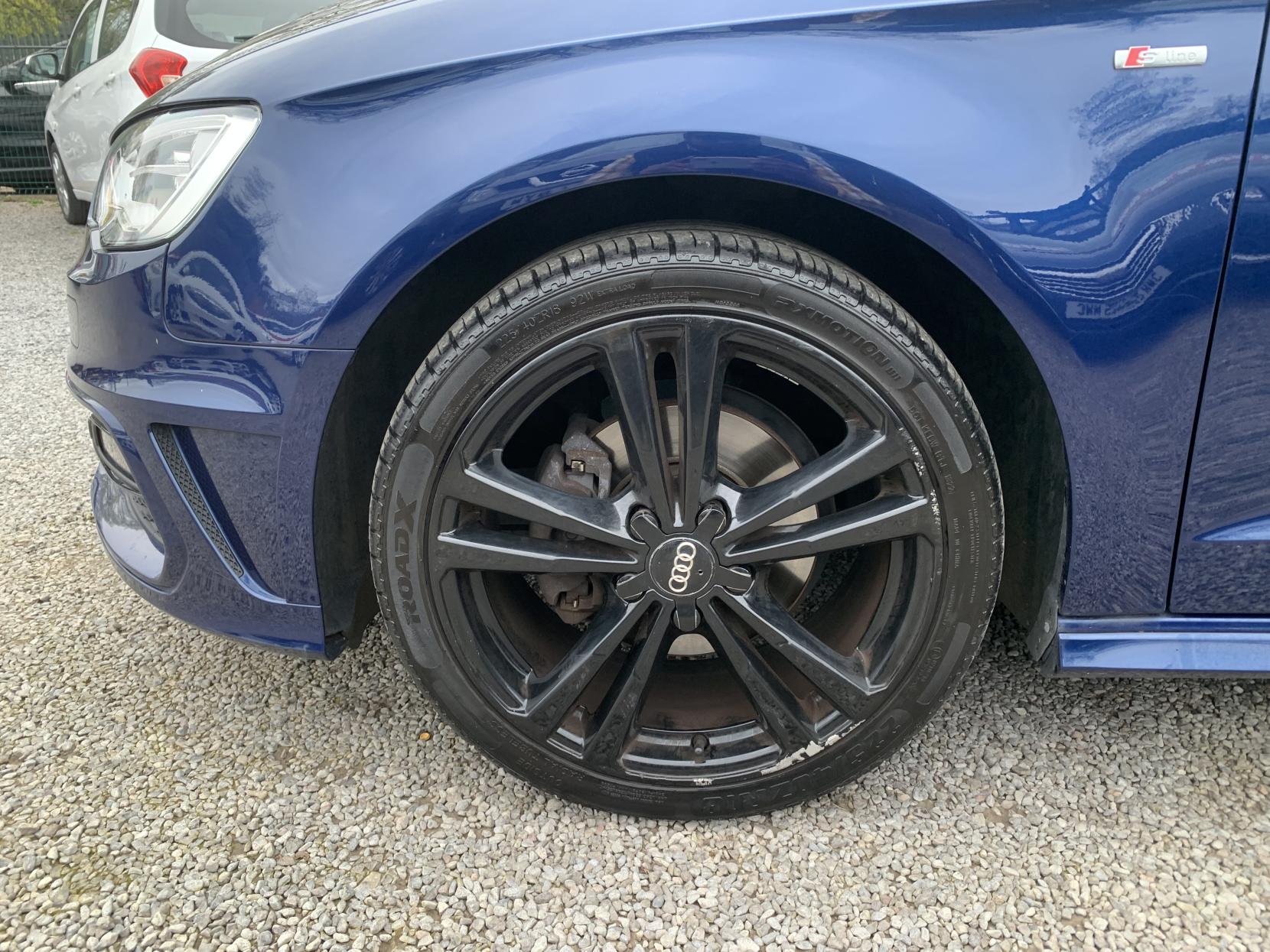 Audi A3 1.2 TFSI S line Hatchback 3dr Petrol S Tronic Euro 6 (s/s) (110 ps)