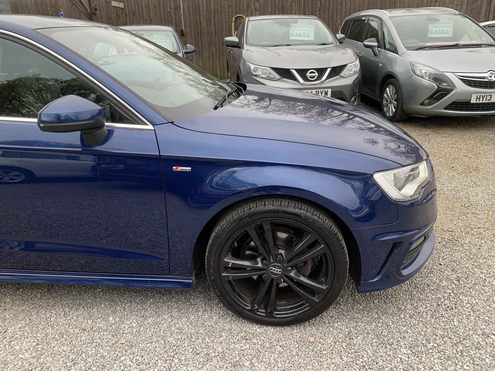 Audi A3 1.2 TFSI S line Hatchback 3dr Petrol S Tronic Euro 6 (s/s) (110 ps)