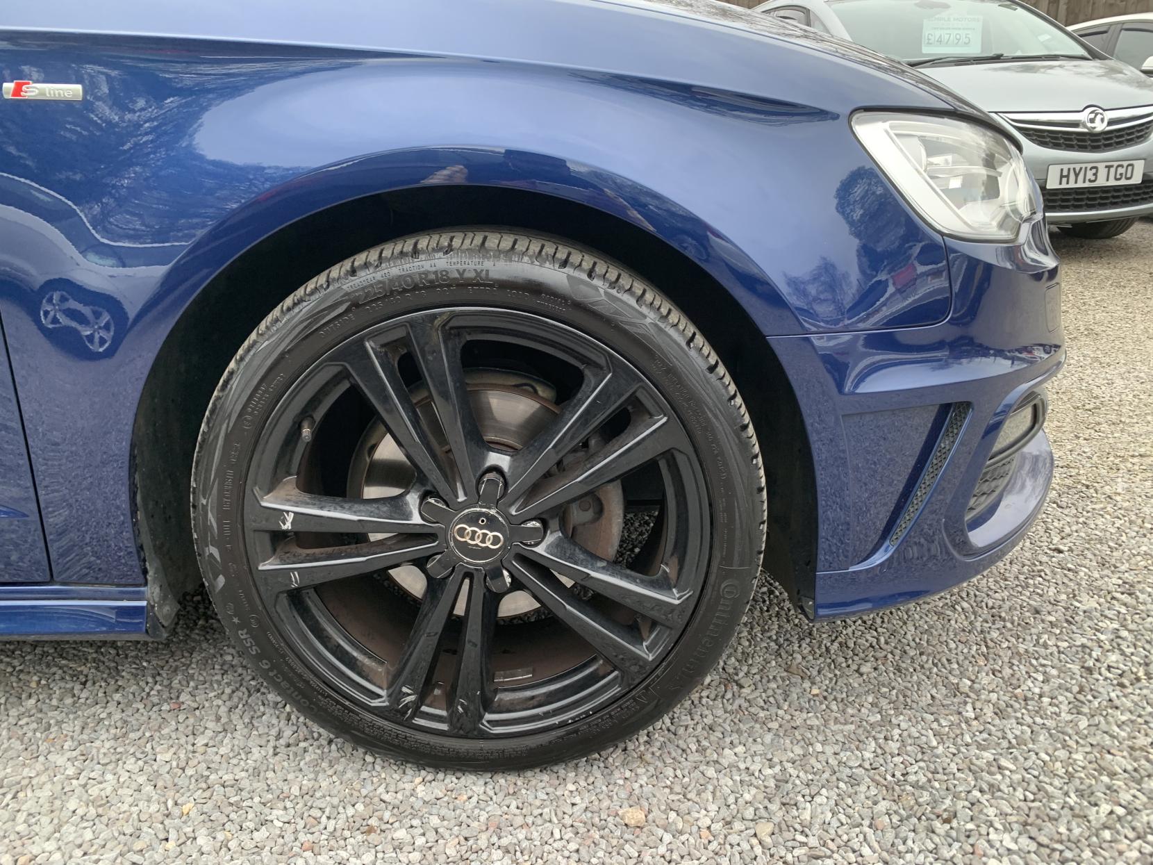 Audi A3 1.2 TFSI S line Hatchback 3dr Petrol S Tronic Euro 6 (s/s) (110 ps)