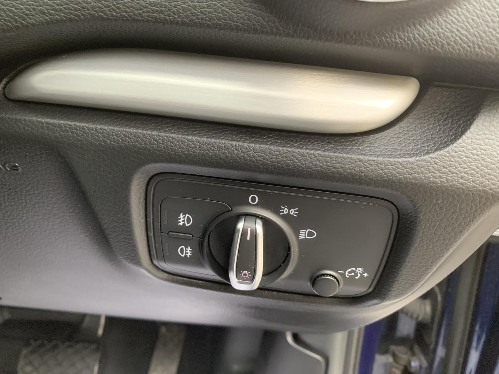 Audi A3 1.2 TFSI S line Hatchback 3dr Petrol S Tronic Euro 6 (s/s) (110 ps)