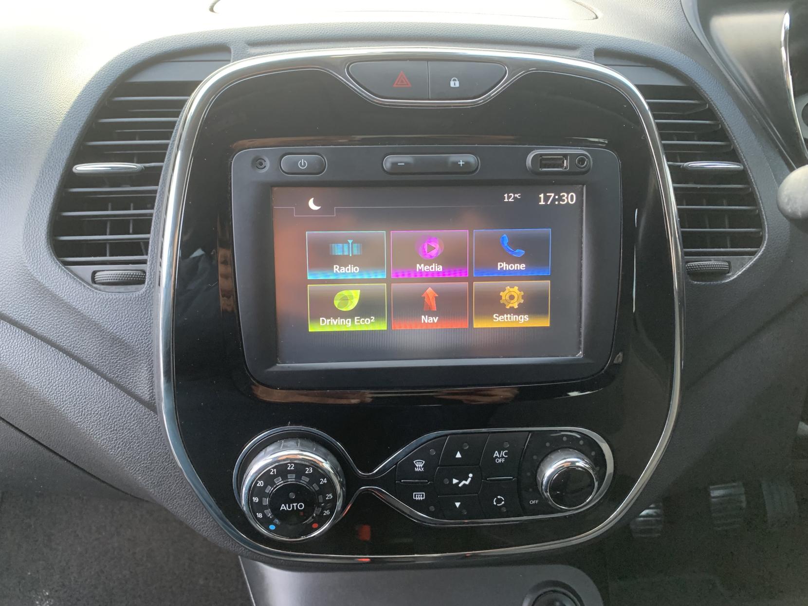 Renault Captur 1.5 dCi ENERGY Dynamique S Nav SUV 5dr Diesel Manual Euro 6 (s/s) (90 ps)