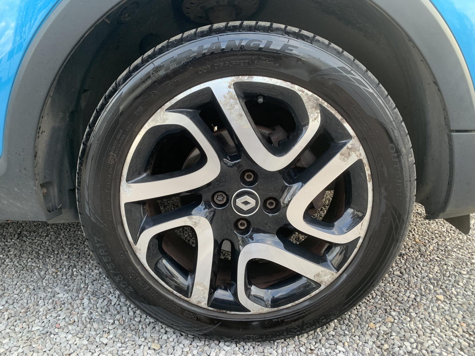 Renault Captur 1.5 dCi ENERGY Dynamique S Nav SUV 5dr Diesel Manual Euro 6 (s/s) (90 ps)