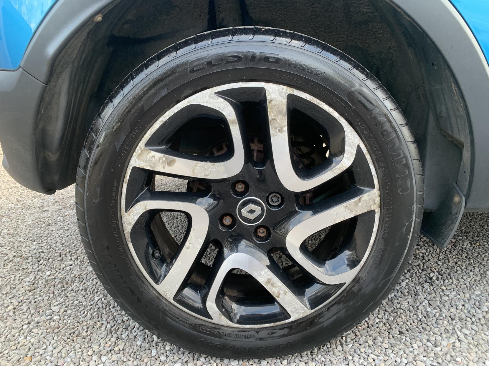 Renault Captur 1.5 dCi ENERGY Dynamique S Nav SUV 5dr Diesel Manual Euro 6 (s/s) (90 ps)