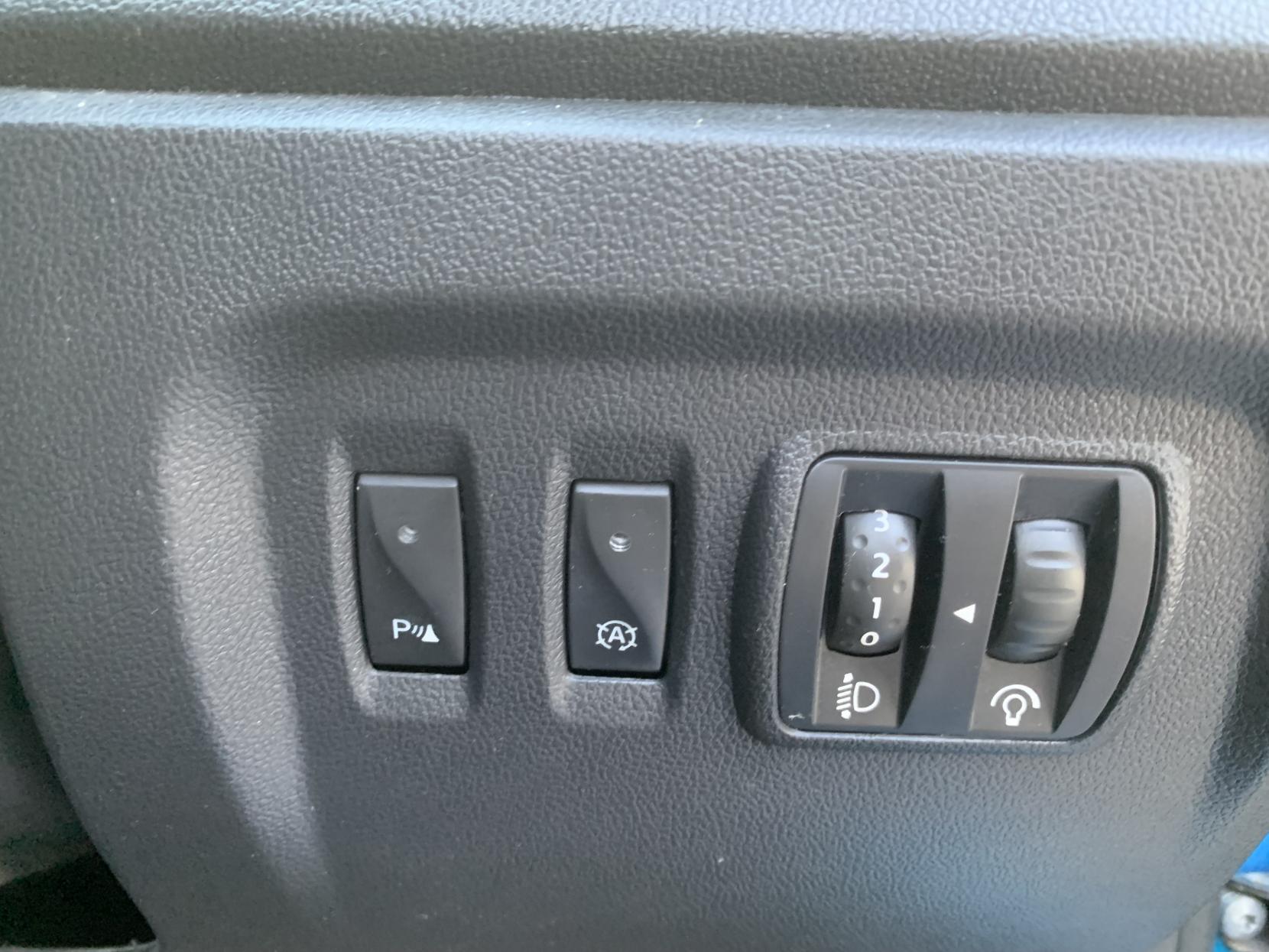 Renault Captur 1.5 dCi ENERGY Dynamique S Nav SUV 5dr Diesel Manual Euro 6 (s/s) (90 ps)