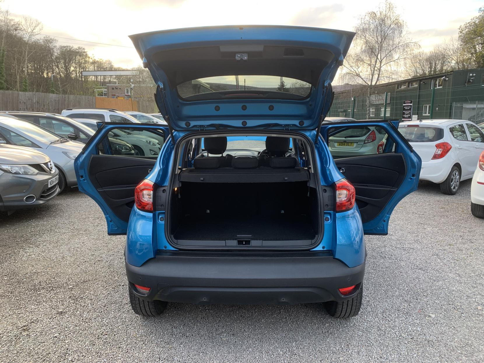 Renault Captur 1.5 dCi ENERGY Dynamique S Nav SUV 5dr Diesel Manual Euro 6 (s/s) (90 ps)