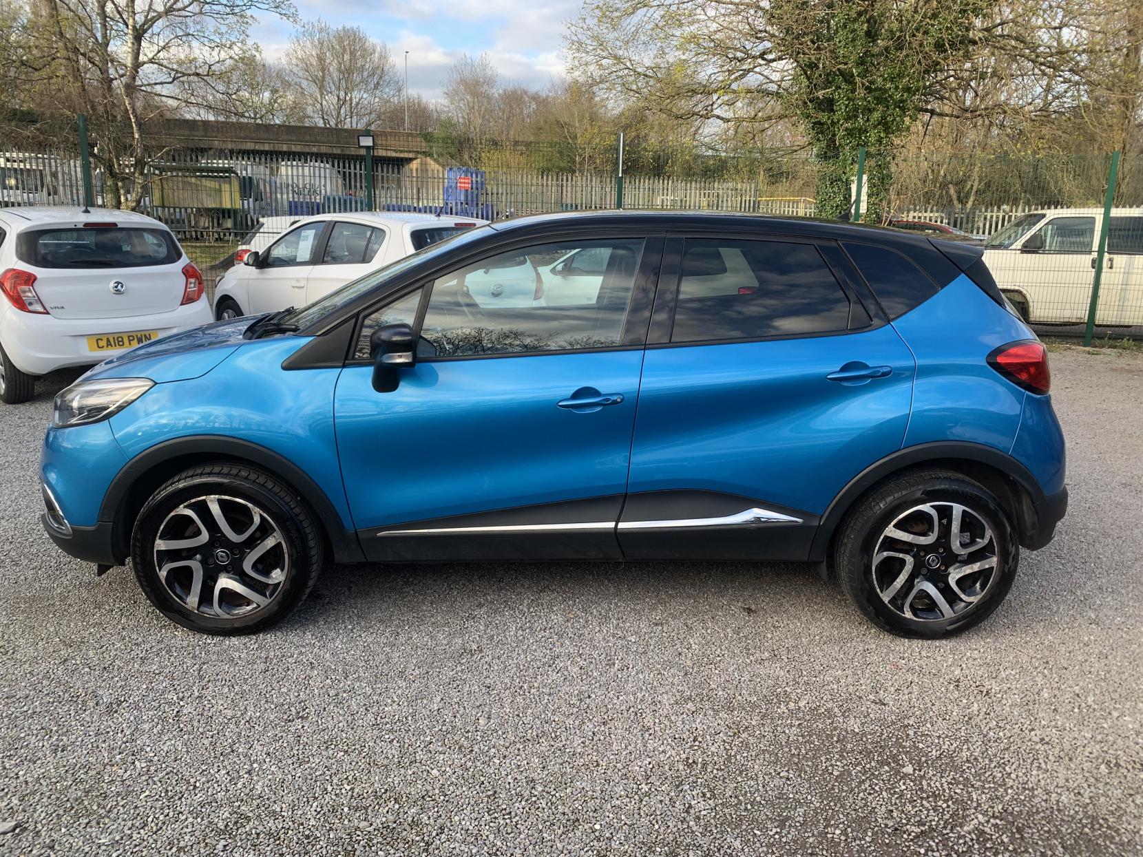 Renault Captur 1.5 dCi ENERGY Dynamique S Nav SUV 5dr Diesel Manual Euro 6 (s/s) (90 ps)