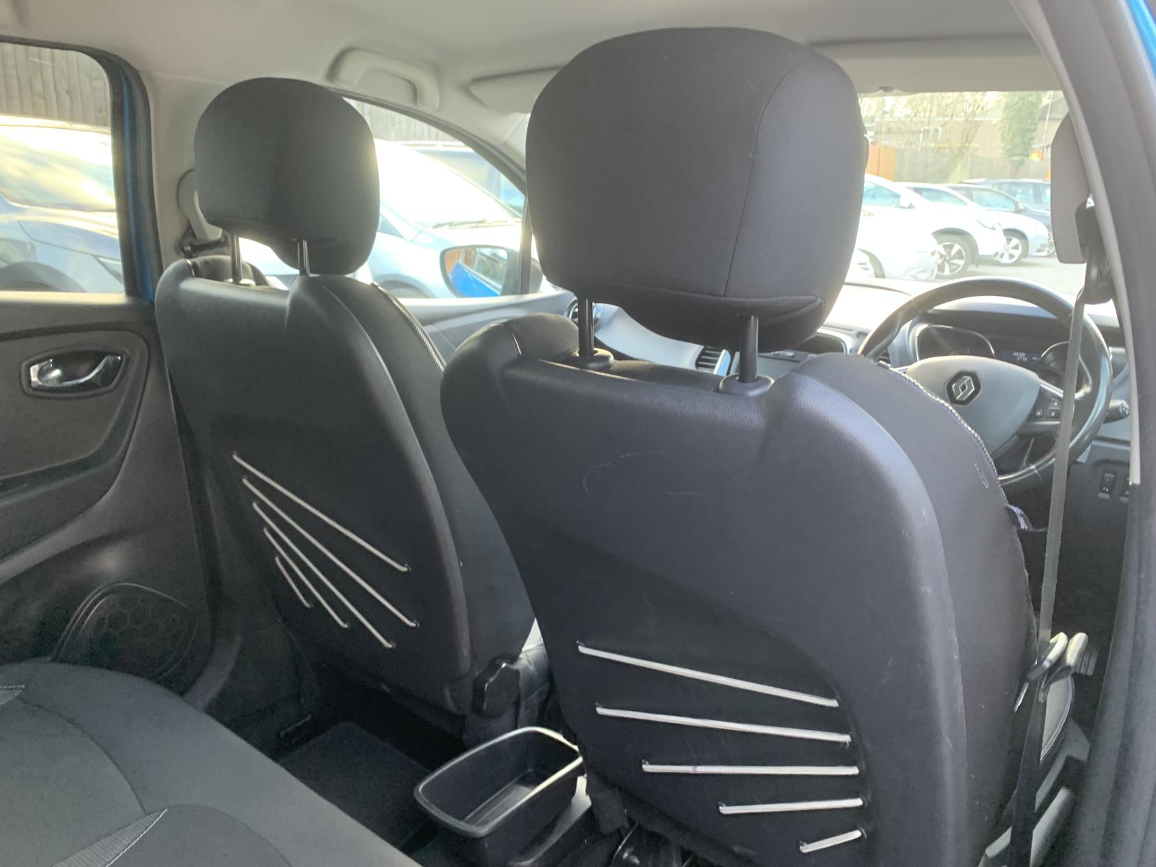 Renault Captur 1.5 dCi ENERGY Dynamique S Nav SUV 5dr Diesel Manual Euro 6 (s/s) (90 ps)