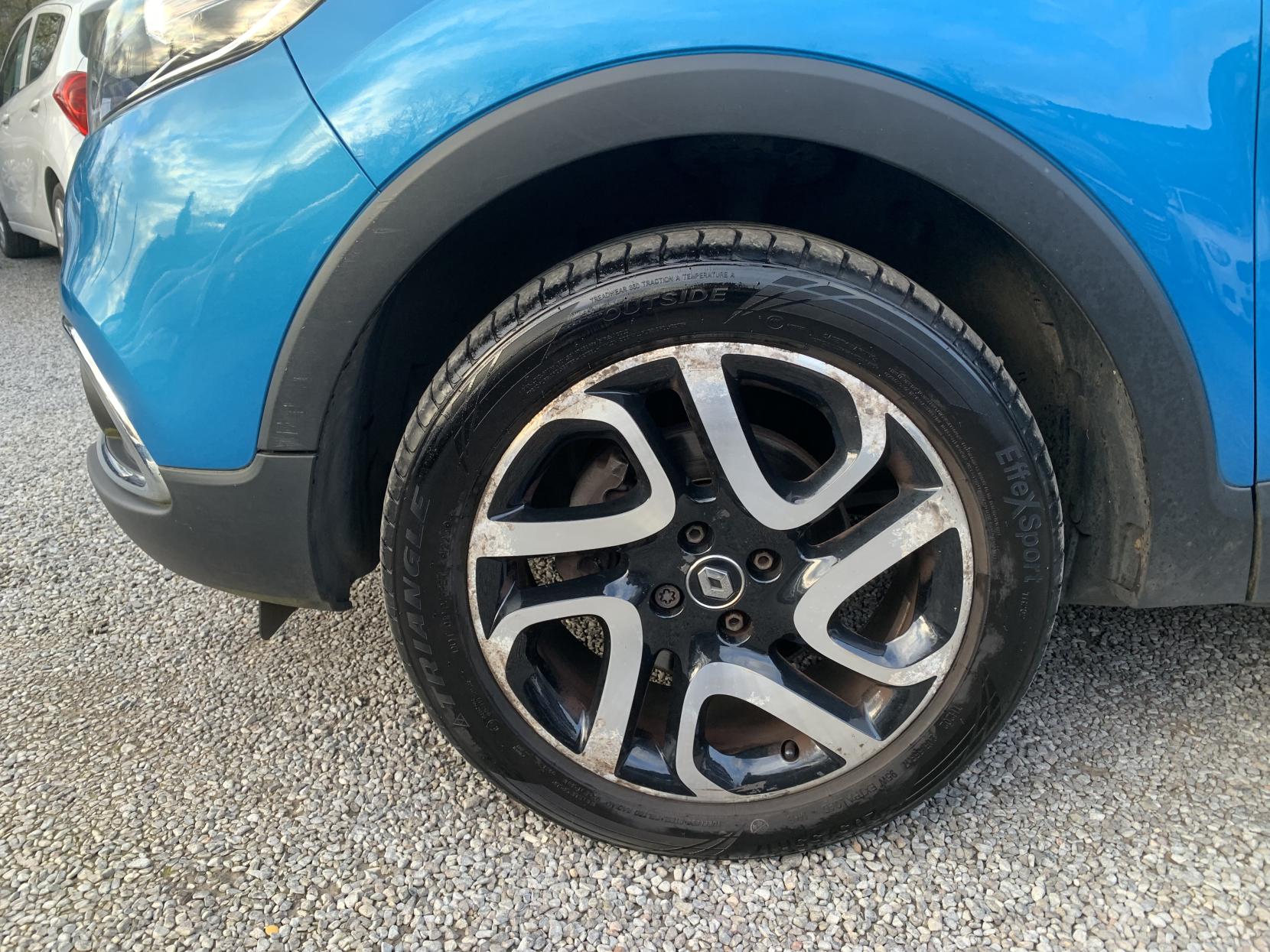 Renault Captur 1.5 dCi ENERGY Dynamique S Nav SUV 5dr Diesel Manual Euro 6 (s/s) (90 ps)