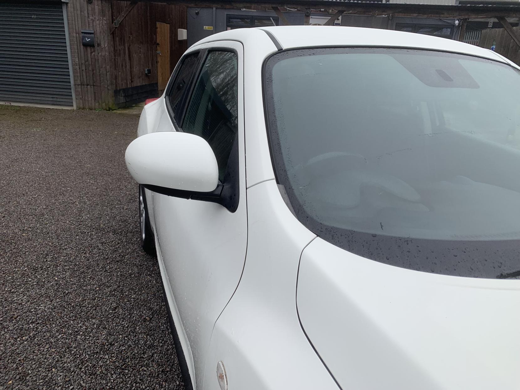 Nissan Juke 1.6 Acenta SUV 5dr Petrol Manual Euro 5 (s/s) (117 ps)