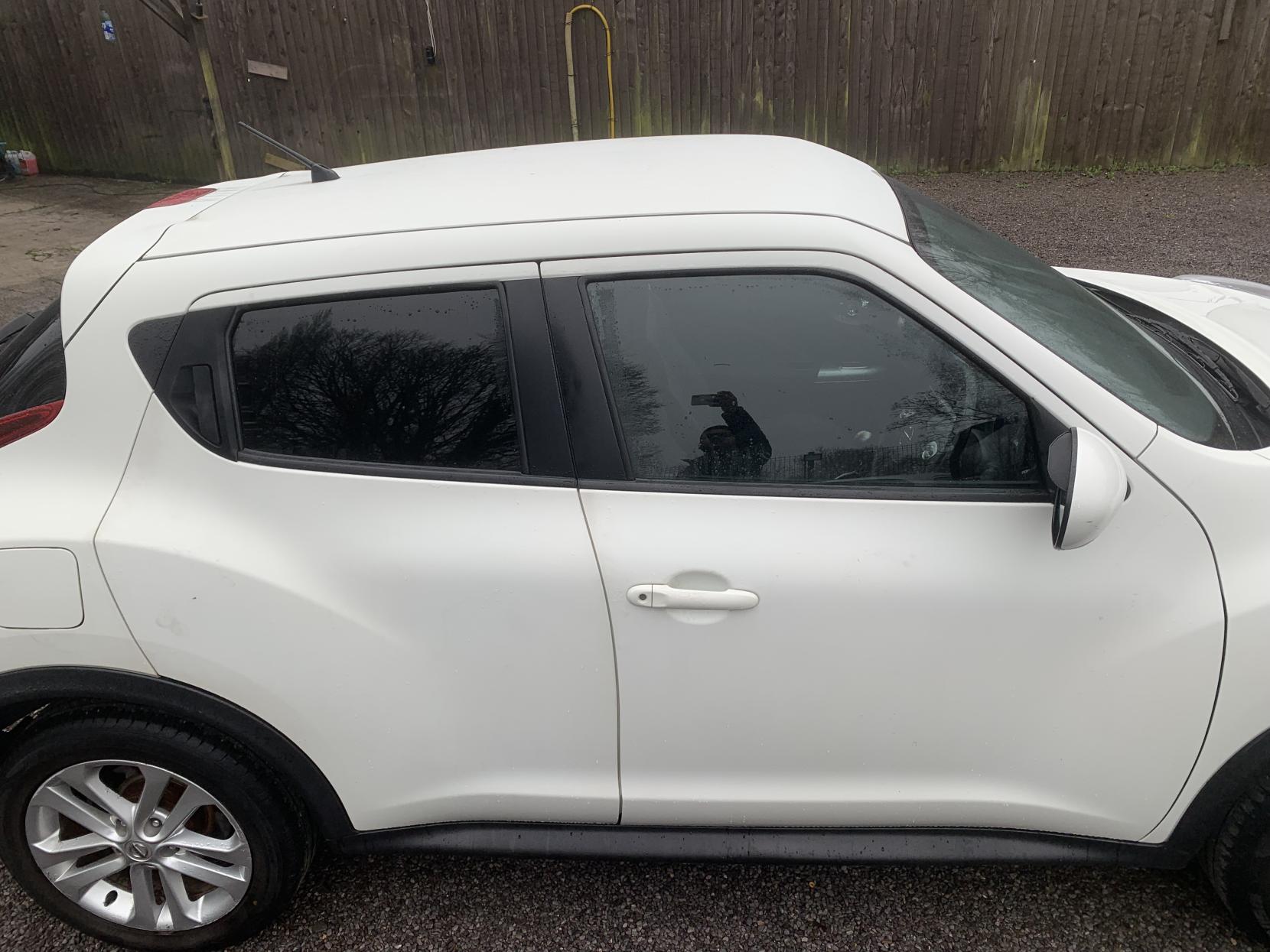 Nissan Juke 1.6 Acenta SUV 5dr Petrol Manual Euro 5 (s/s) (117 ps)