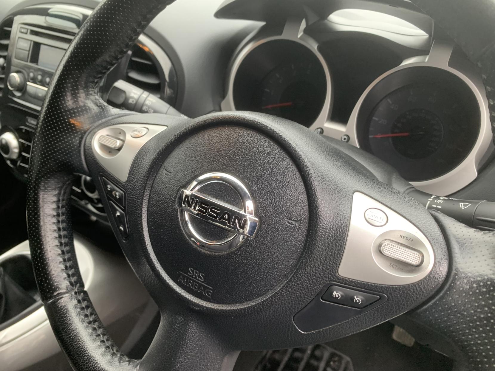 Nissan Juke 1.6 Acenta SUV 5dr Petrol Manual Euro 5 (s/s) (117 ps)