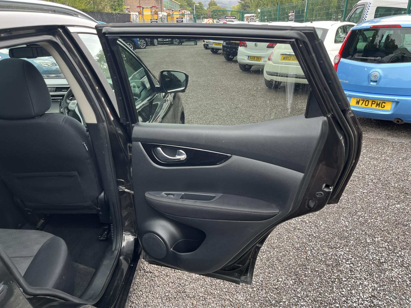 2016 00 NISSAN QASHQAI