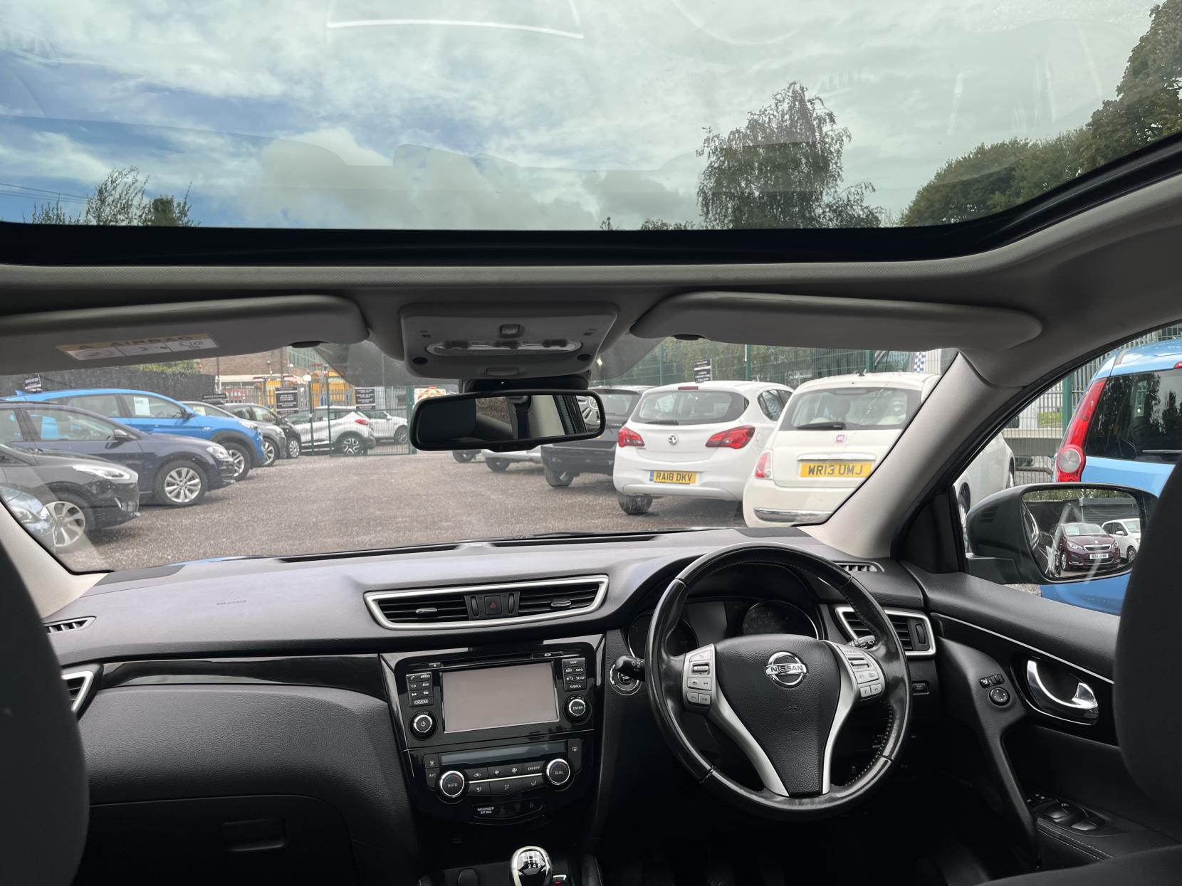 2016 00 NISSAN QASHQAI