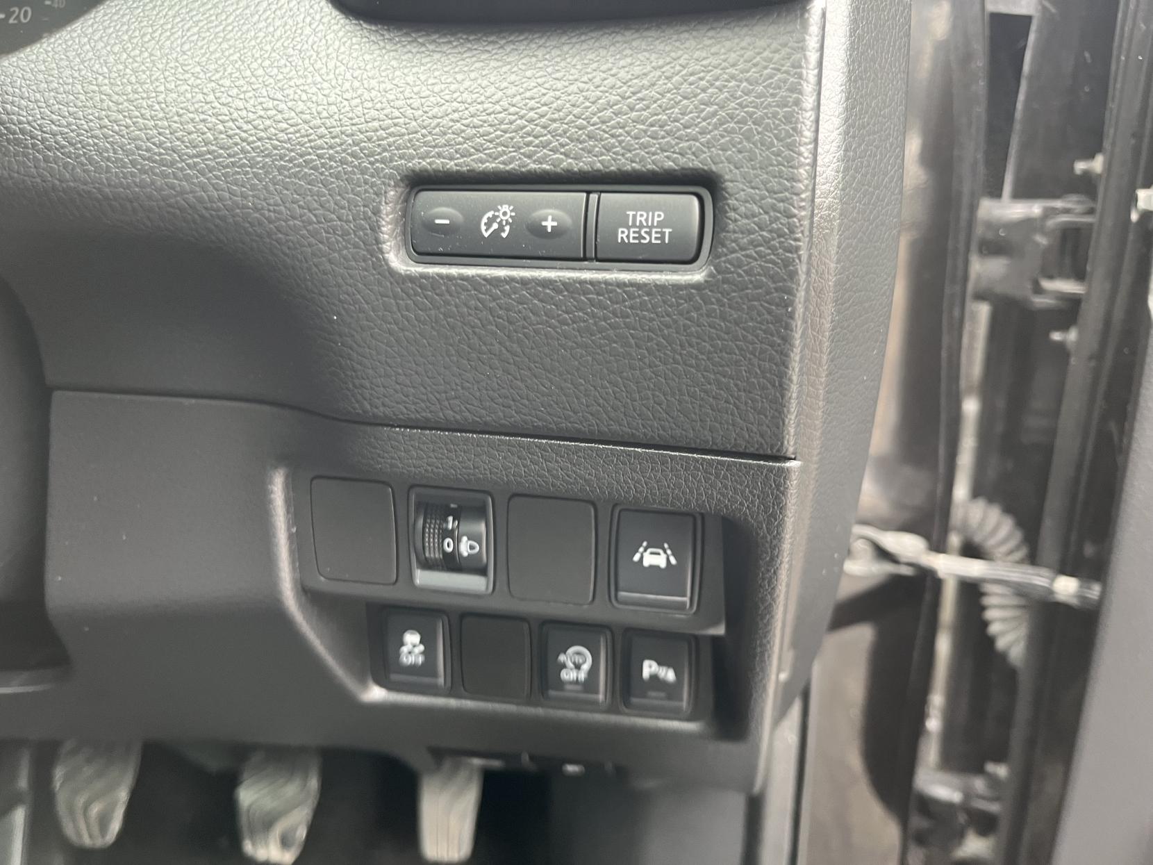 2016 00 NISSAN QASHQAI