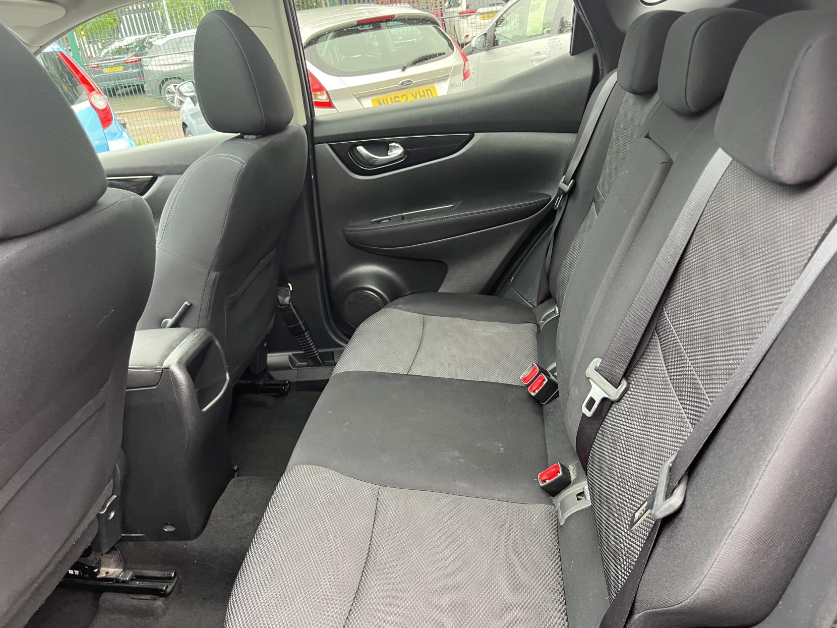 2016 00 NISSAN QASHQAI