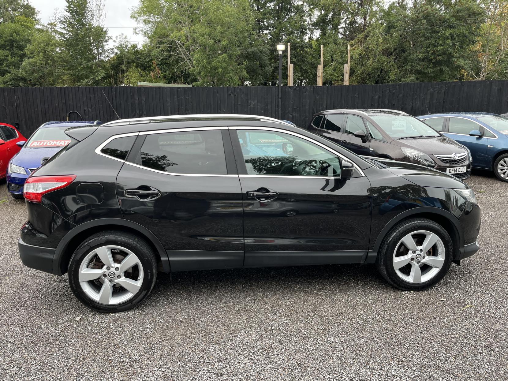 2016 00 NISSAN QASHQAI