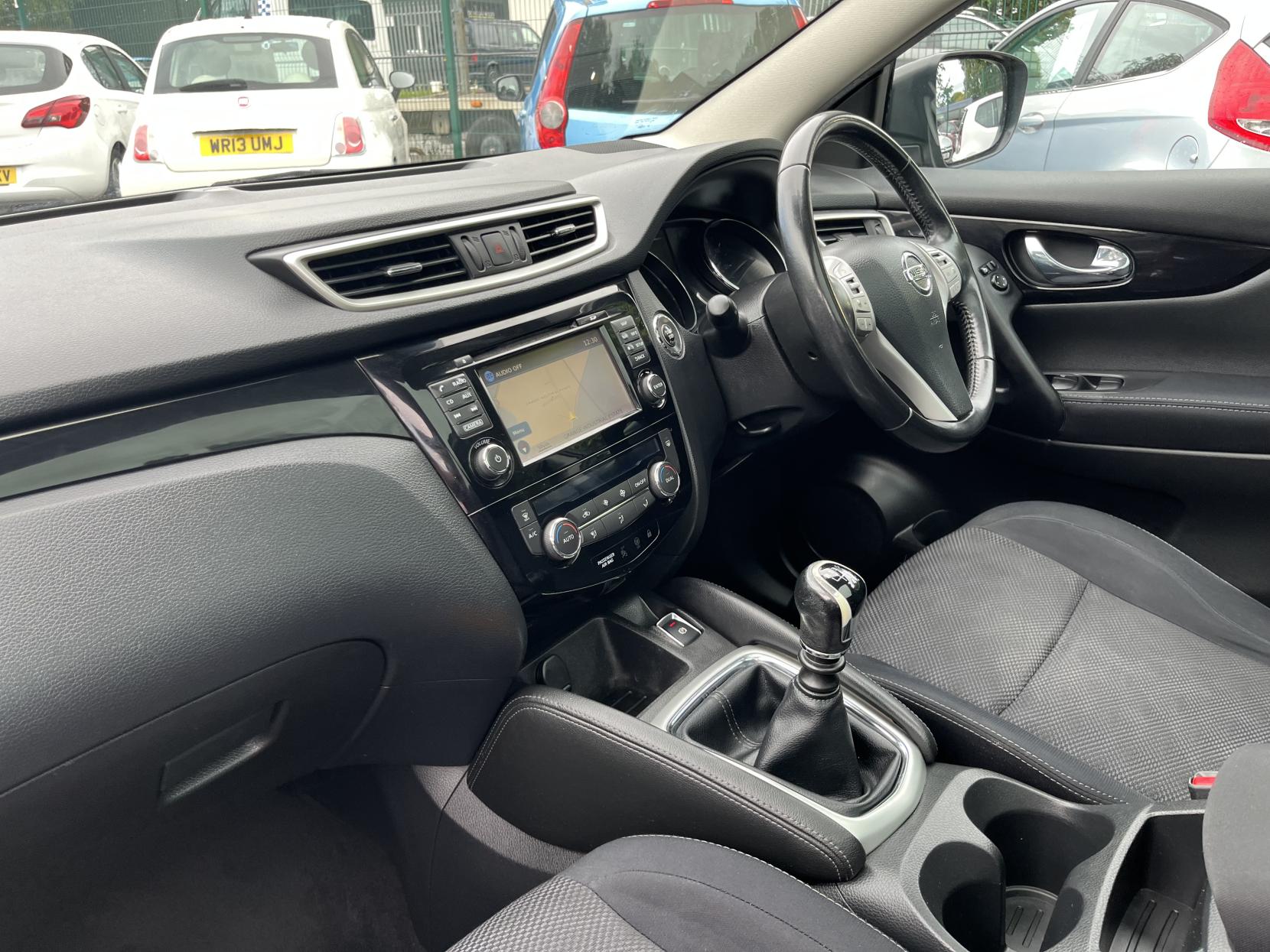 2016 00 NISSAN QASHQAI