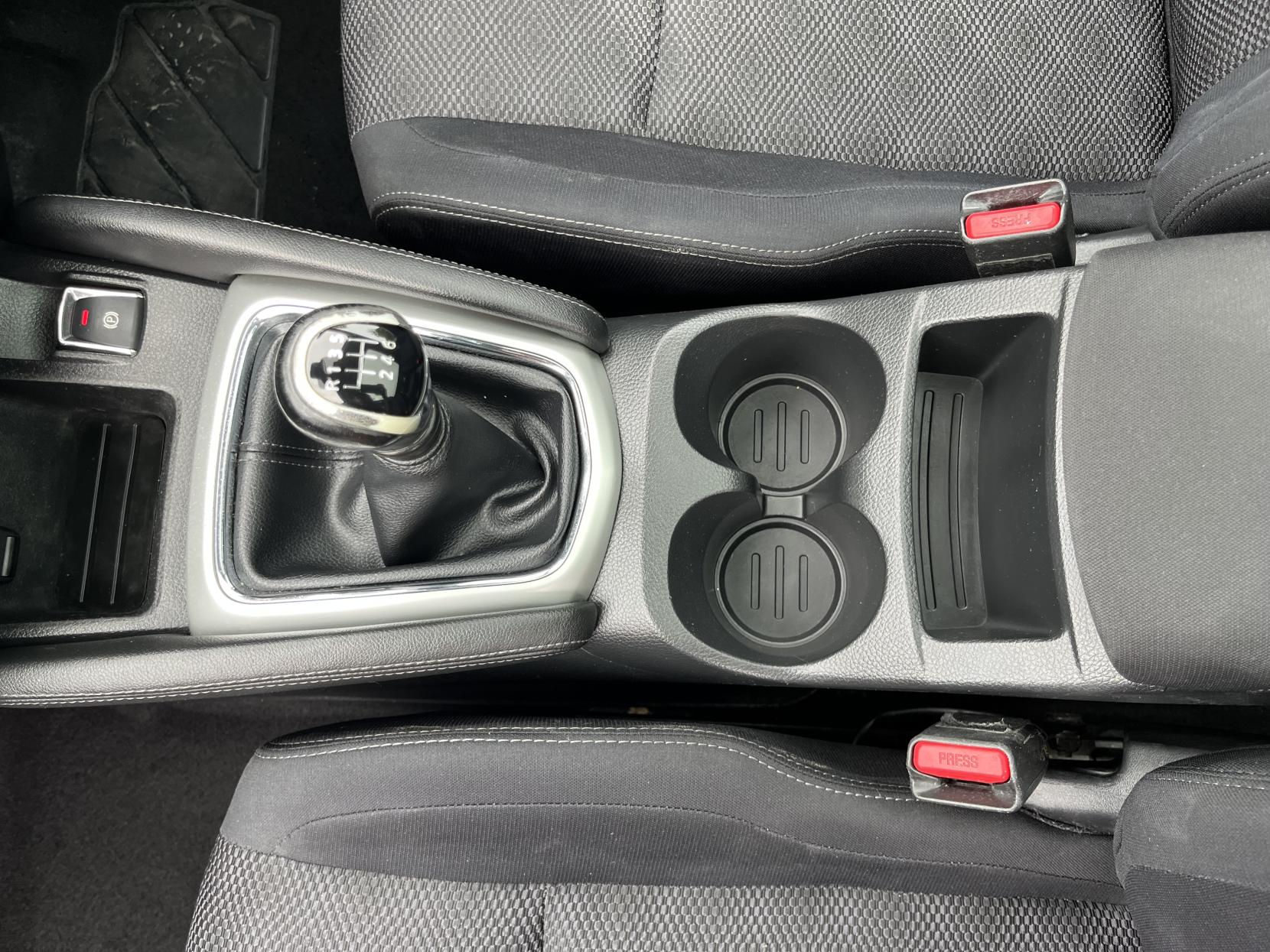 2016 00 NISSAN QASHQAI