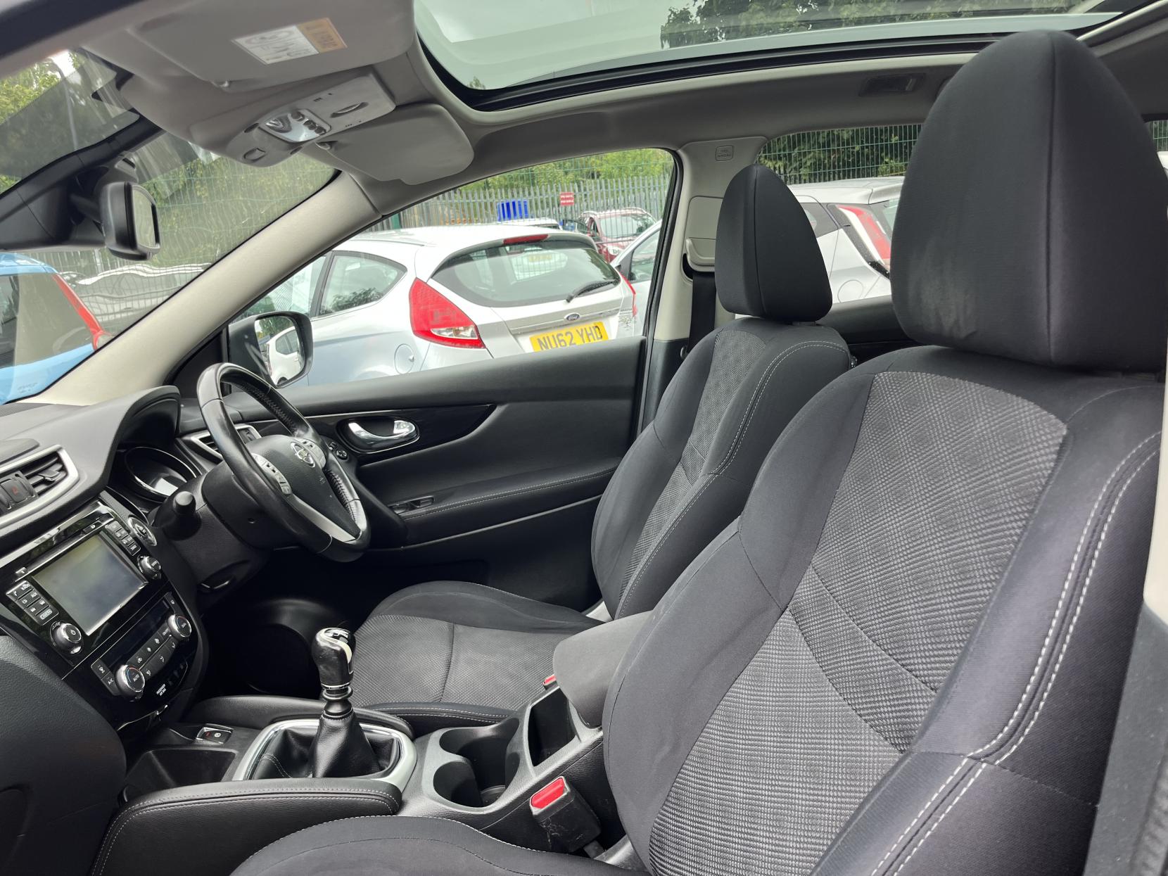 2016 00 NISSAN QASHQAI