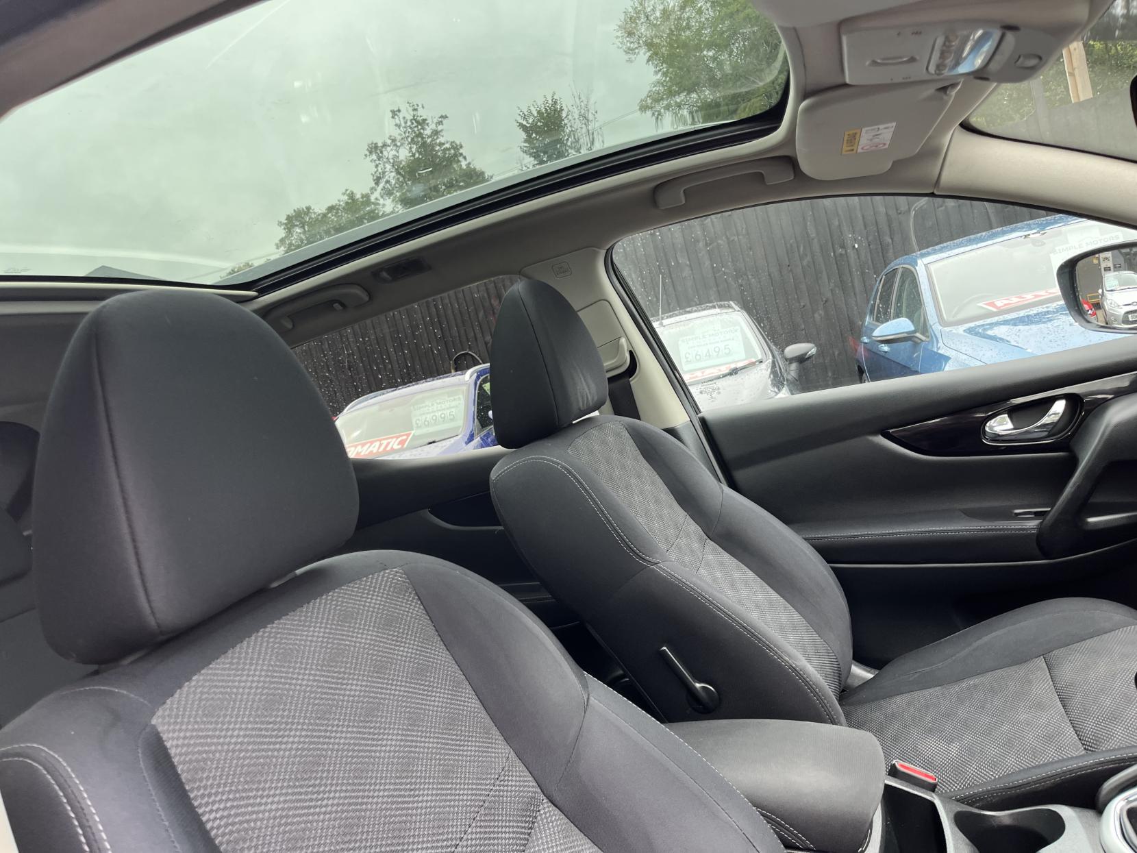2016 00 NISSAN QASHQAI