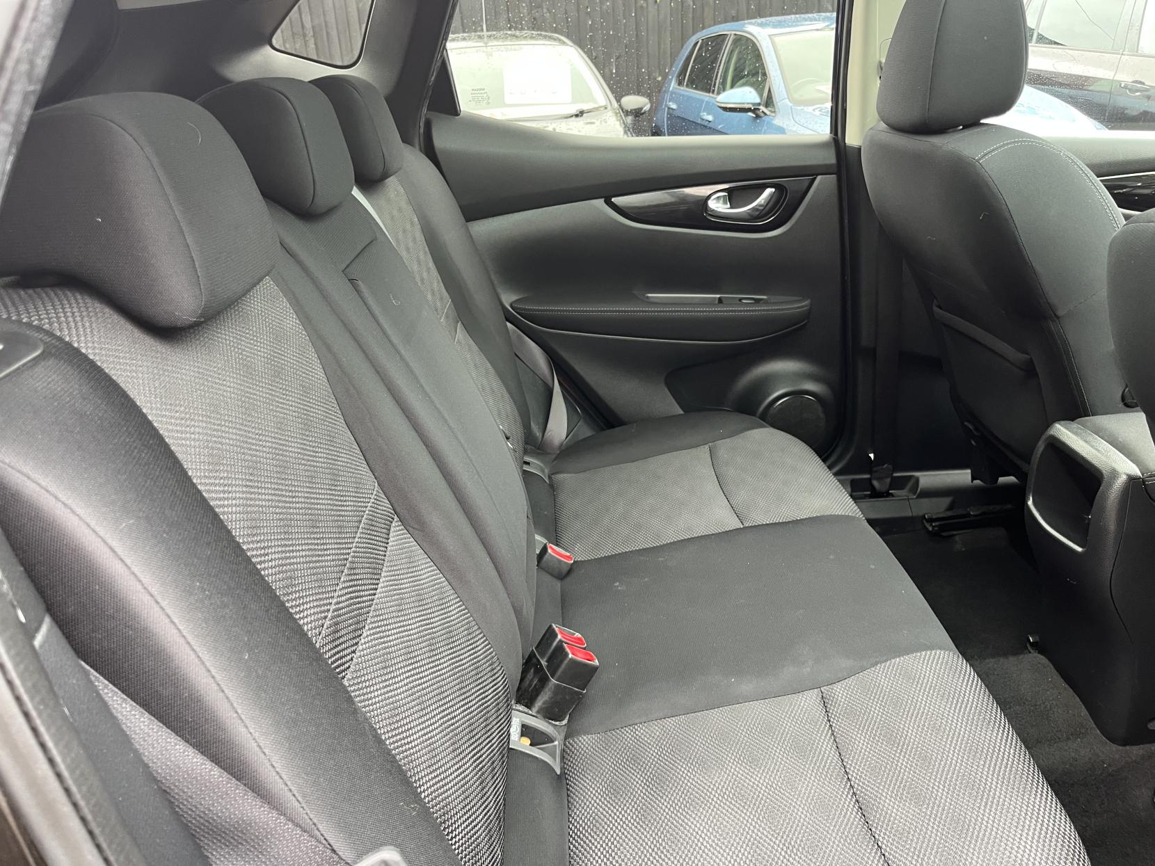 2016 00 NISSAN QASHQAI
