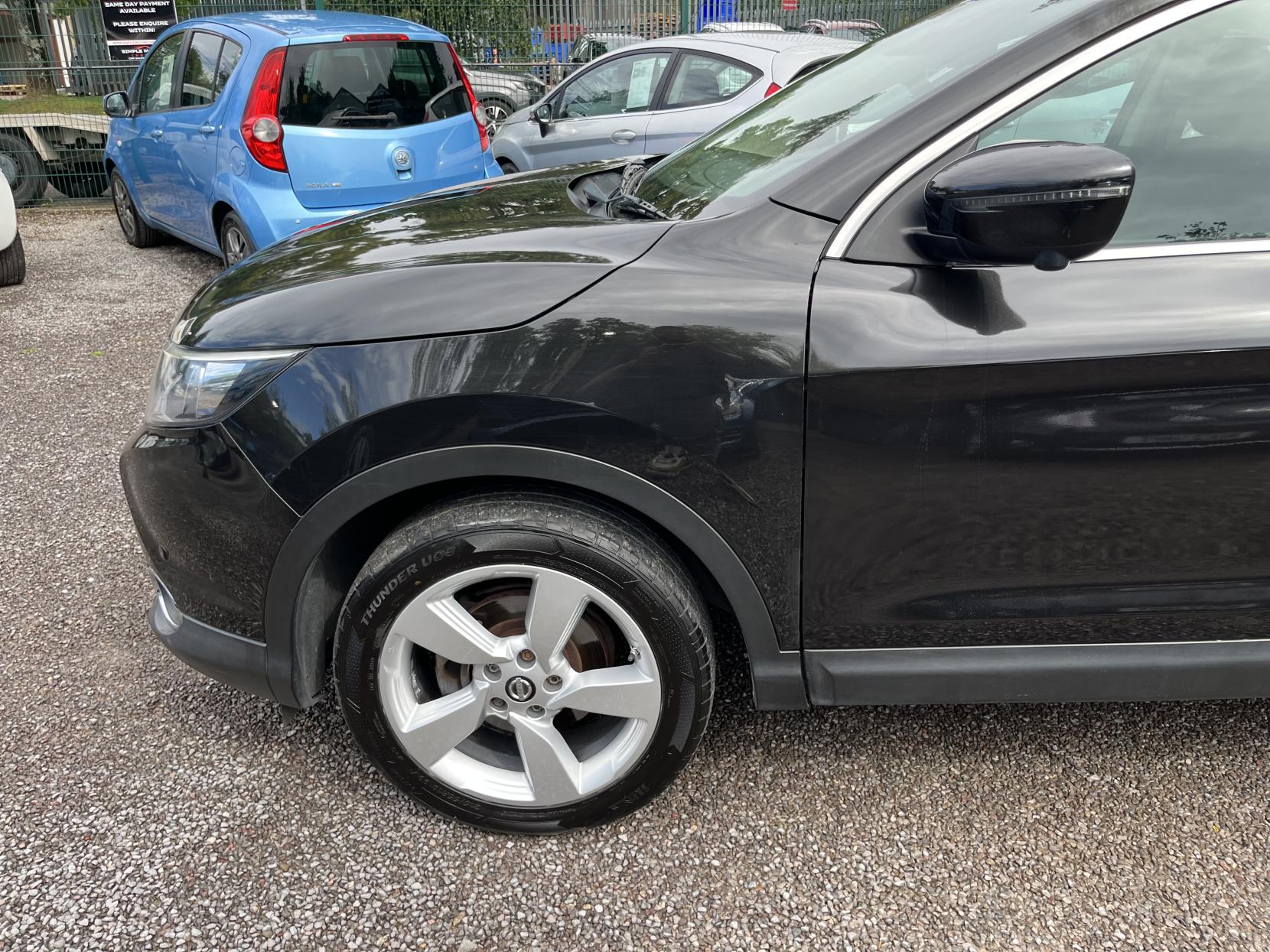 2016 00 NISSAN QASHQAI