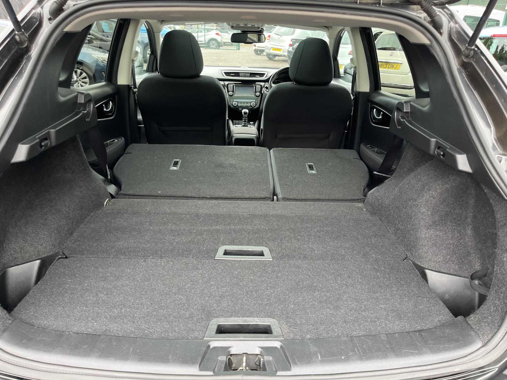 2016 00 NISSAN QASHQAI