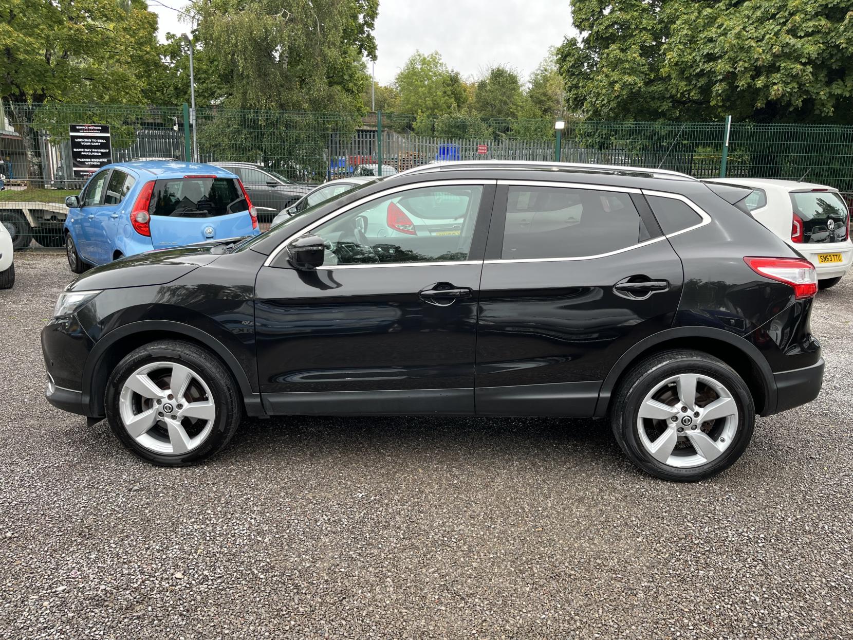 2016 00 NISSAN QASHQAI