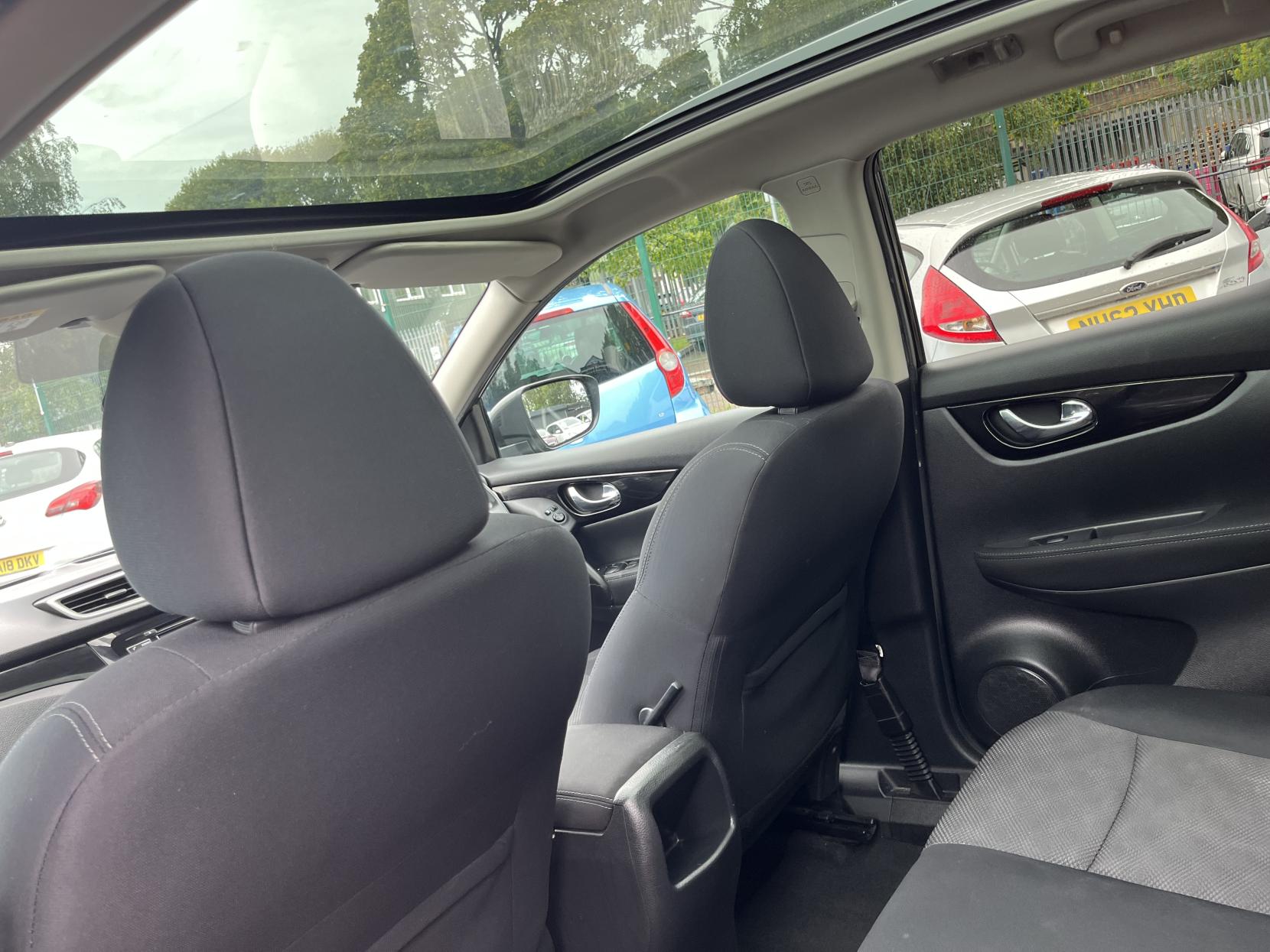 2016 00 NISSAN QASHQAI