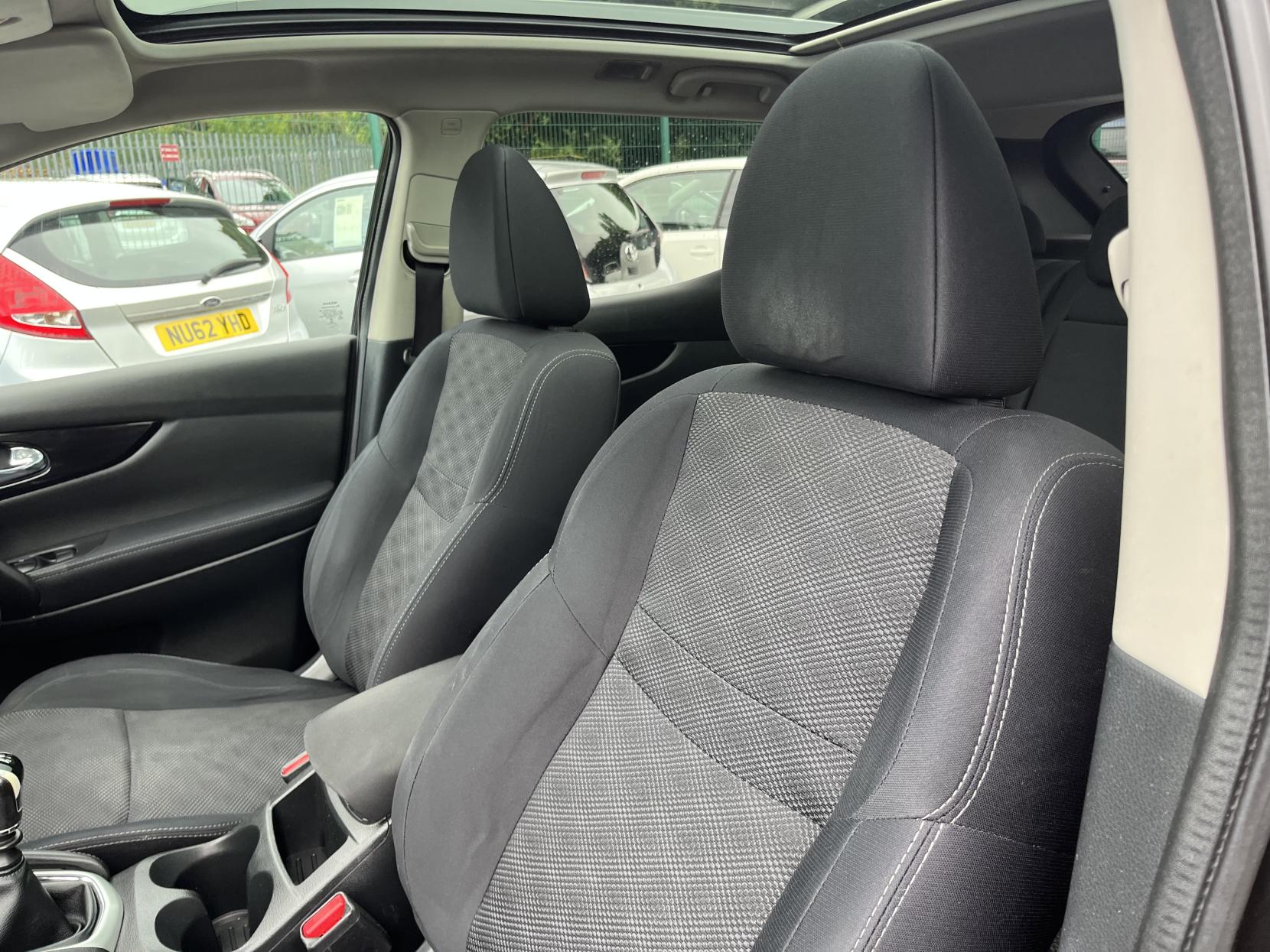 2016 00 NISSAN QASHQAI