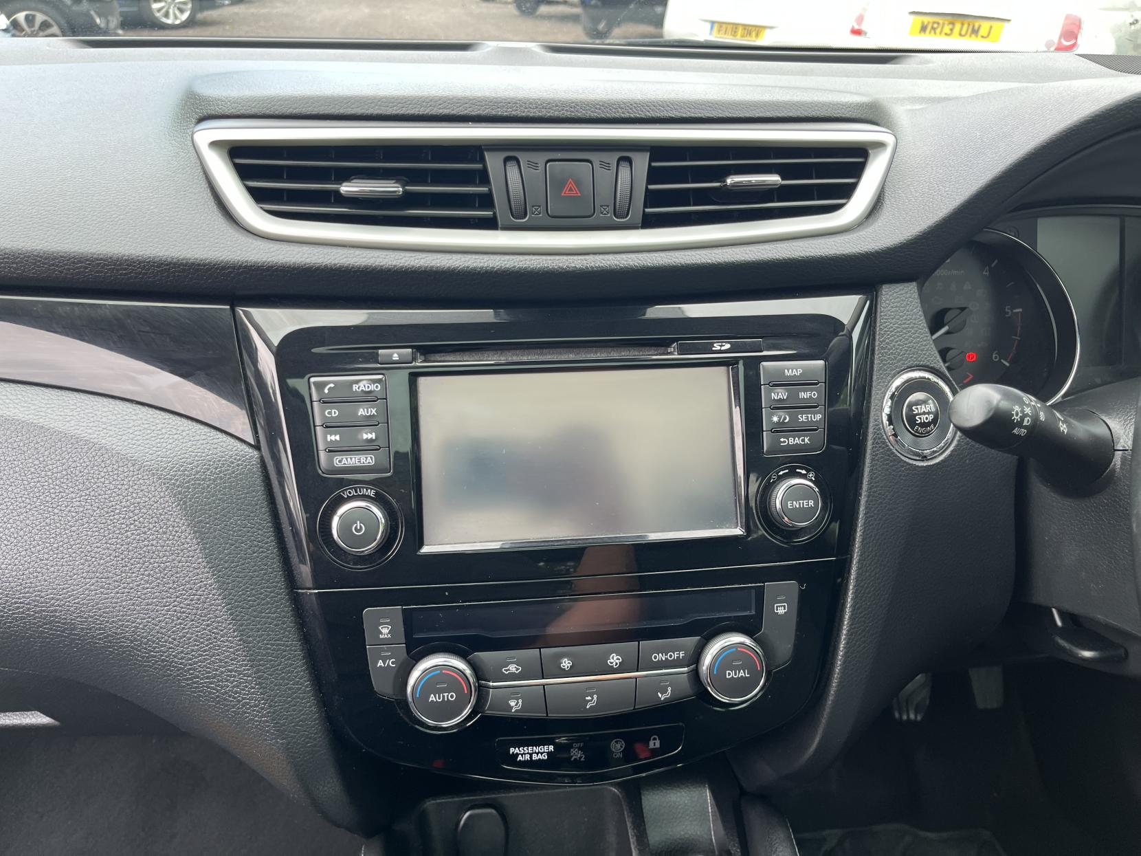 2016 00 NISSAN QASHQAI