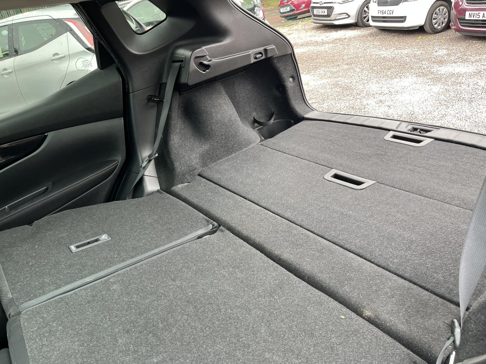 2016 00 NISSAN QASHQAI