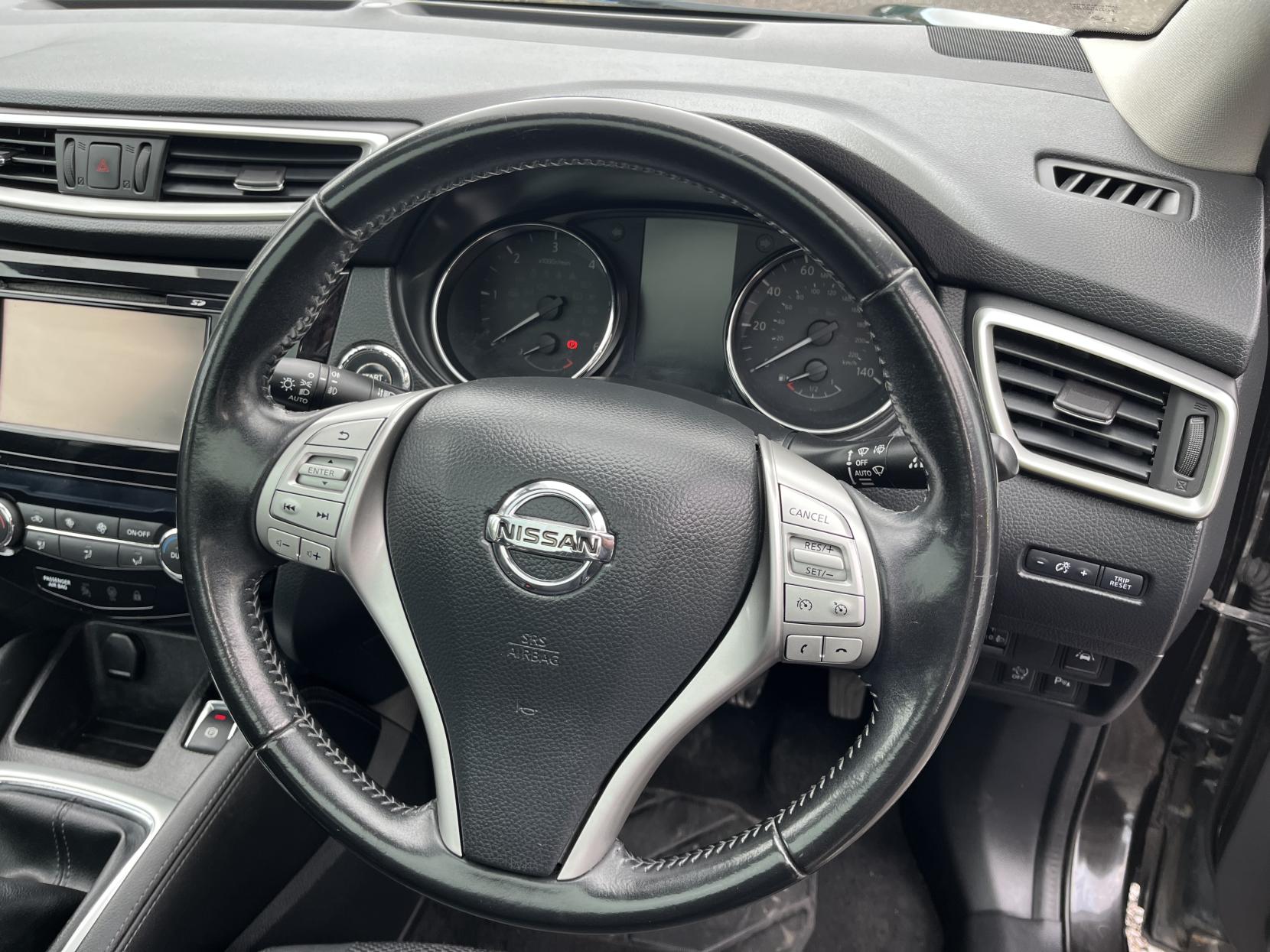 2016 00 NISSAN QASHQAI