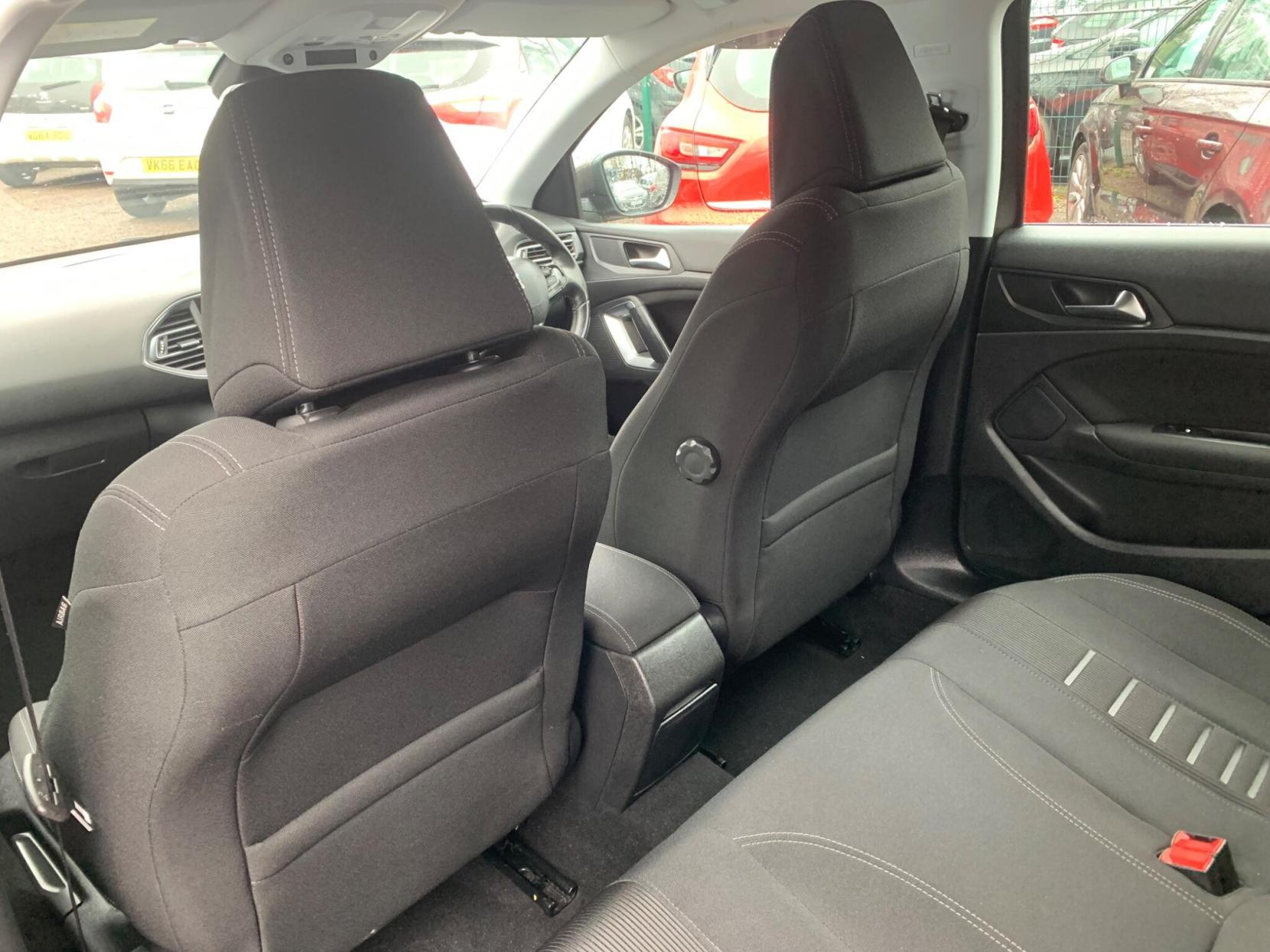 Peugeot 308 1.6 THP Allure Euro 5 5dr