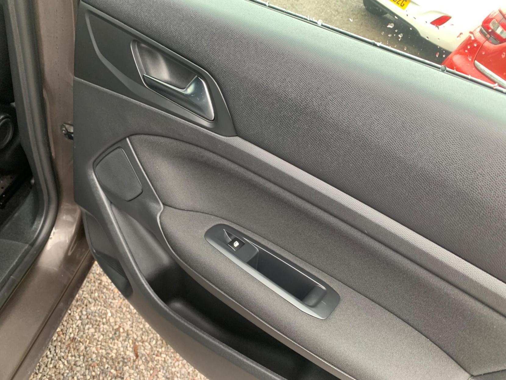 Peugeot 308 1.6 THP Allure Euro 5 5dr