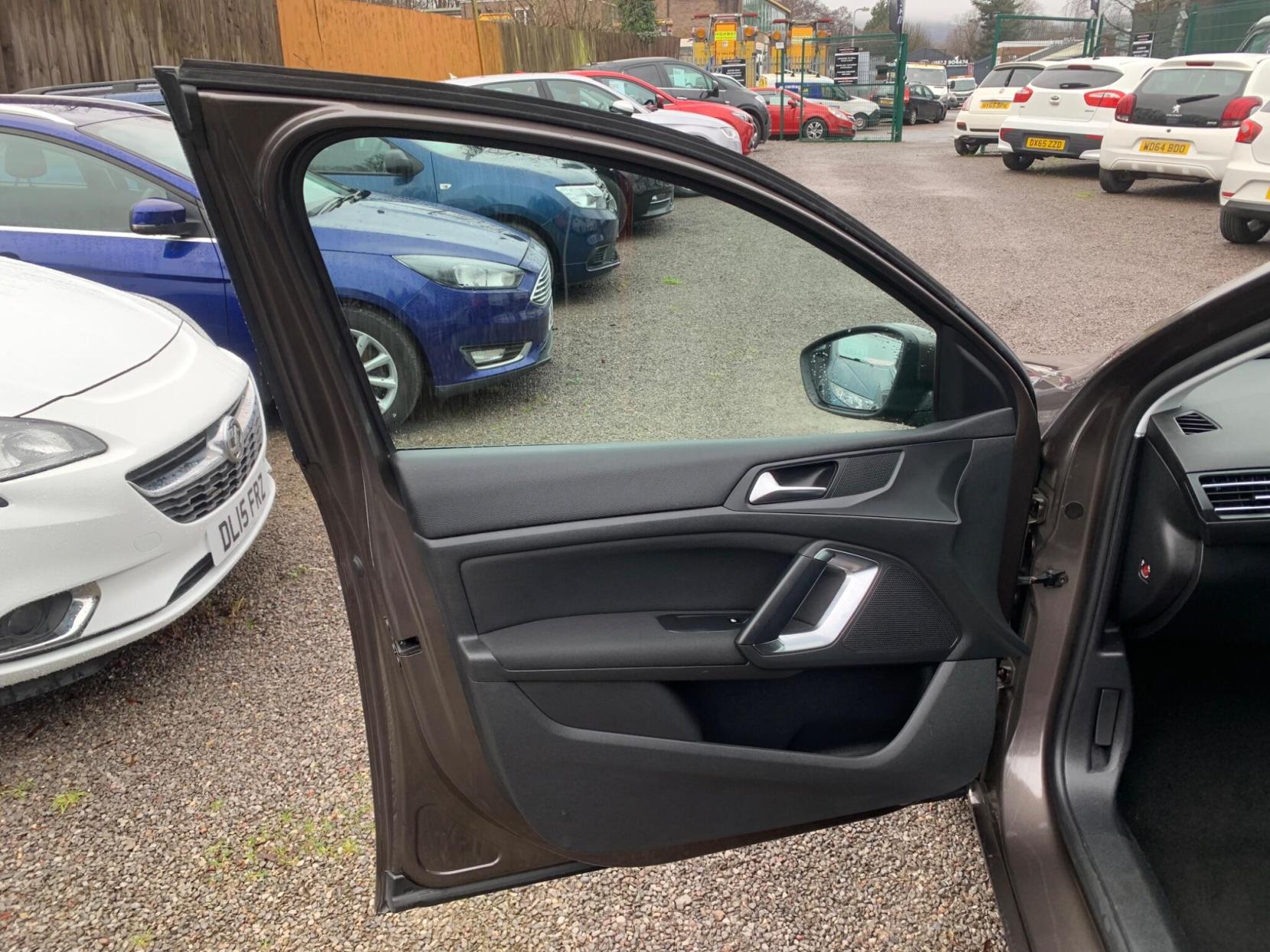 Peugeot 308 1.6 THP Allure Euro 5 5dr