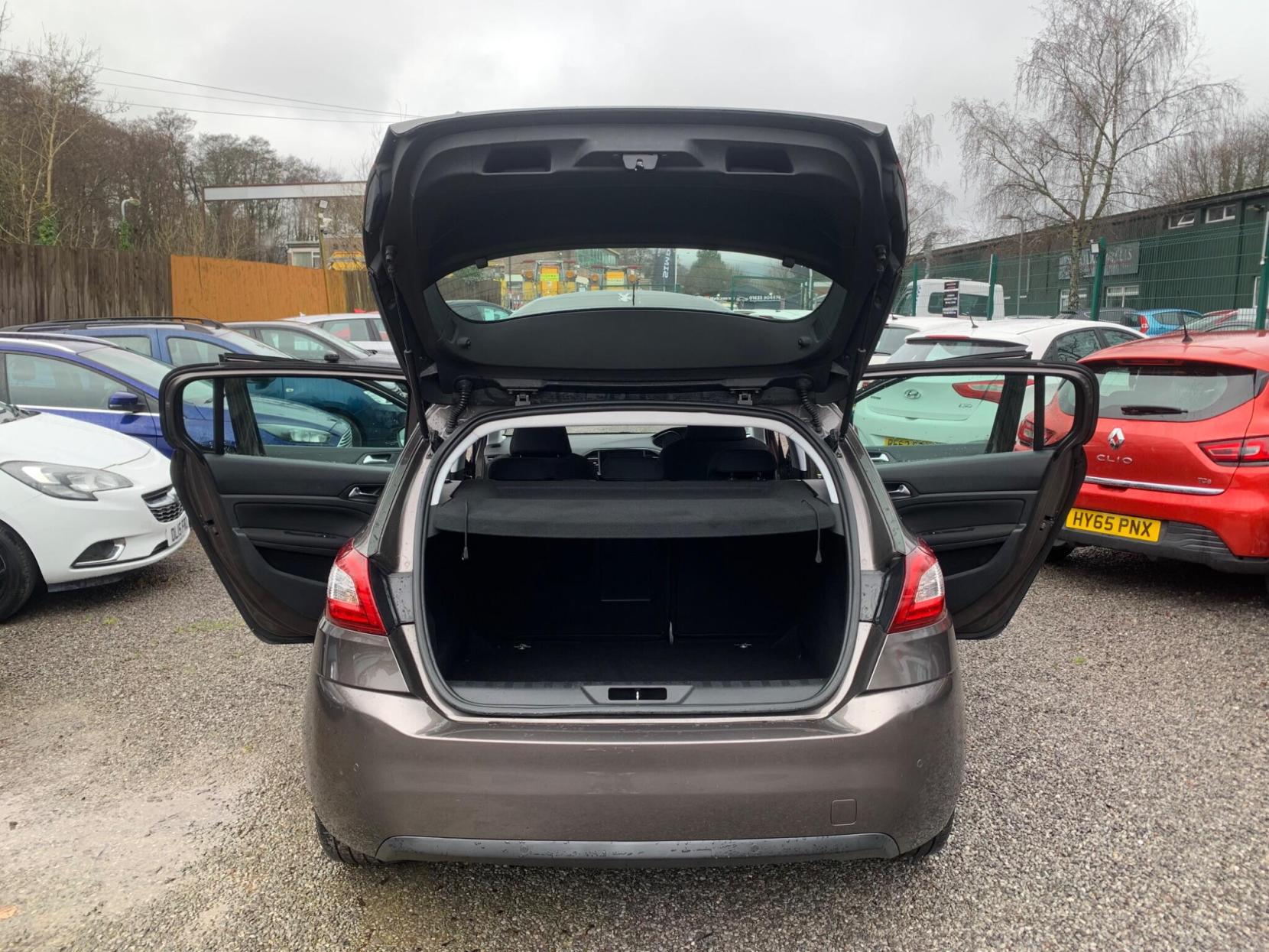 Peugeot 308 1.6 THP Allure Euro 5 5dr