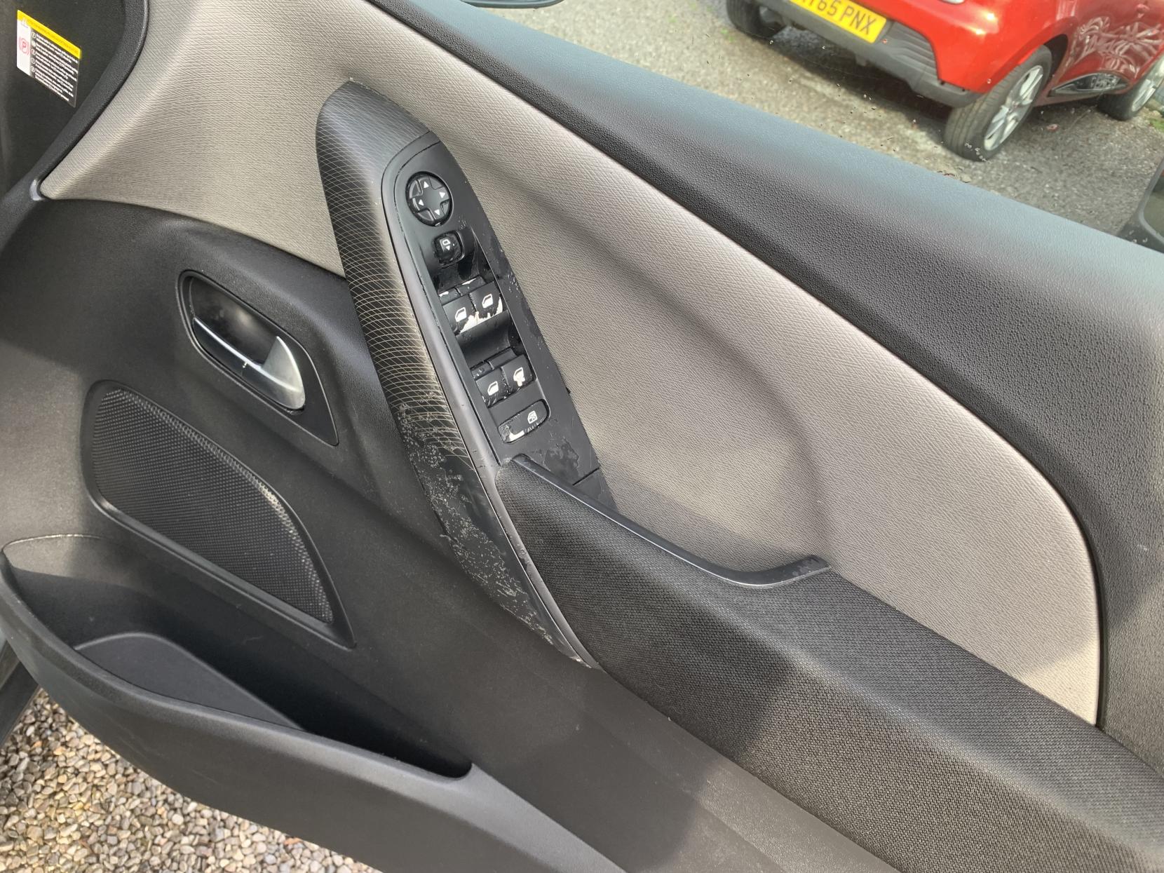 Citroen Grand C4 Picasso 1.6 BlueHDi Exclusive MPV 5dr Diesel Manual Euro 6 (s/s) (120 ps)