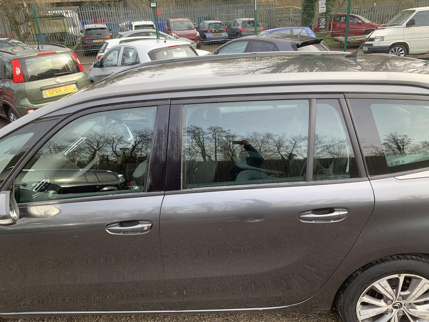 Citroen Grand C4 Picasso 1.6 BlueHDi Exclusive MPV 5dr Diesel Manual Euro 6 (s/s) (120 ps)