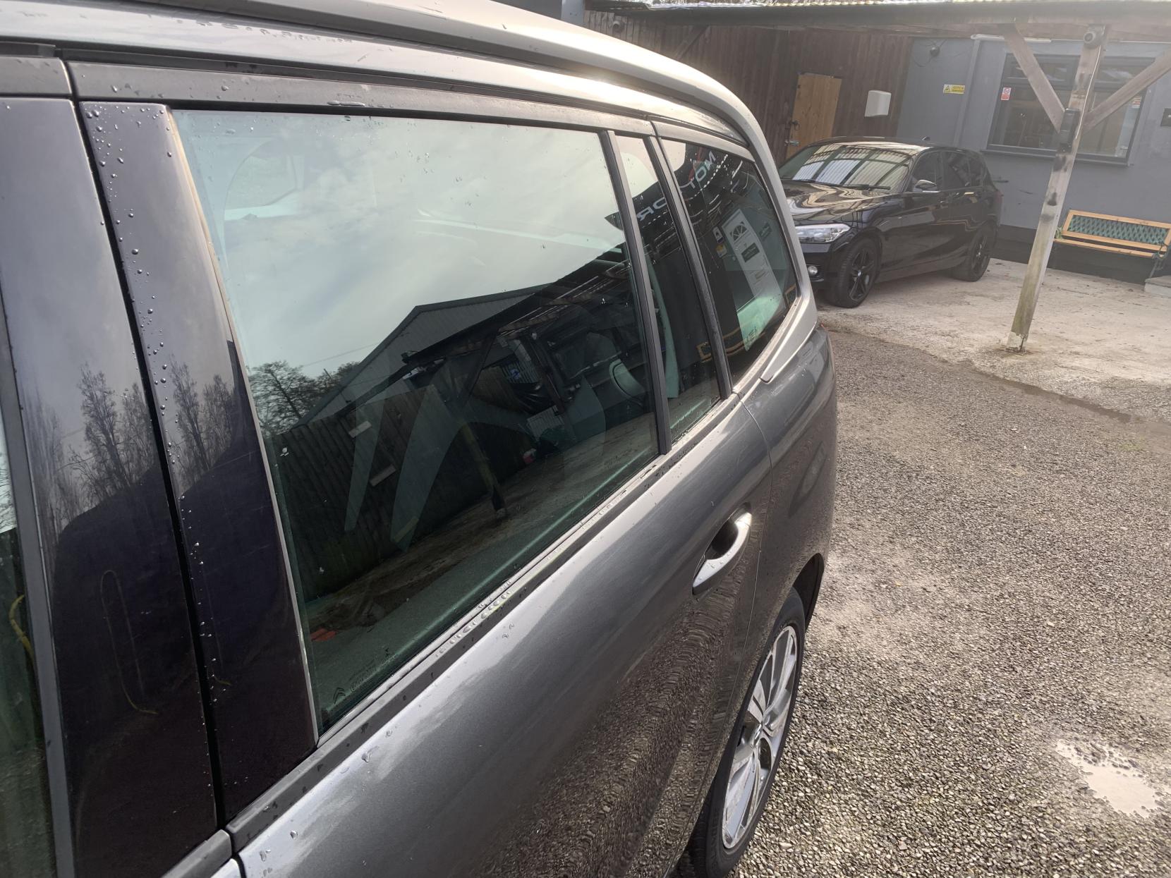 Citroen Grand C4 Picasso 1.6 BlueHDi Exclusive MPV 5dr Diesel Manual Euro 6 (s/s) (120 ps)