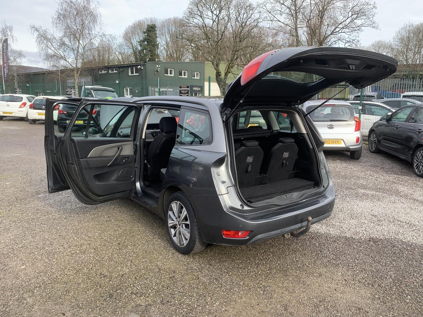 Citroen Grand C4 Picasso 1.6 BlueHDi Exclusive MPV 5dr Diesel Manual Euro 6 (s/s) (120 ps)